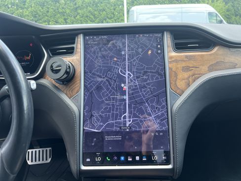 Used 2021 Tesla Model S Long Range Plus AWD/4WD image 31