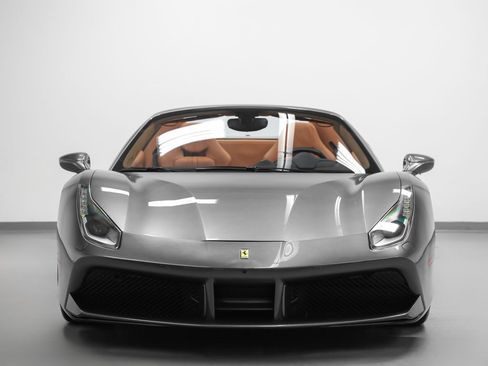 Certified 2018 Ferrari 488 Spider RWD image 12