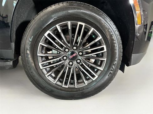 Used 2025 GMC Yukon XL Elevation w/ LPO, Floor Liner Package AWD/4WD image 36