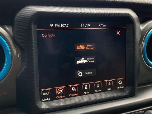 Used 2020 Jeep Gladiator Overland image 19