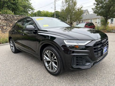 Used 2021 Audi Q8 Premium w/ Black Optic Package AWD/4WD image 8