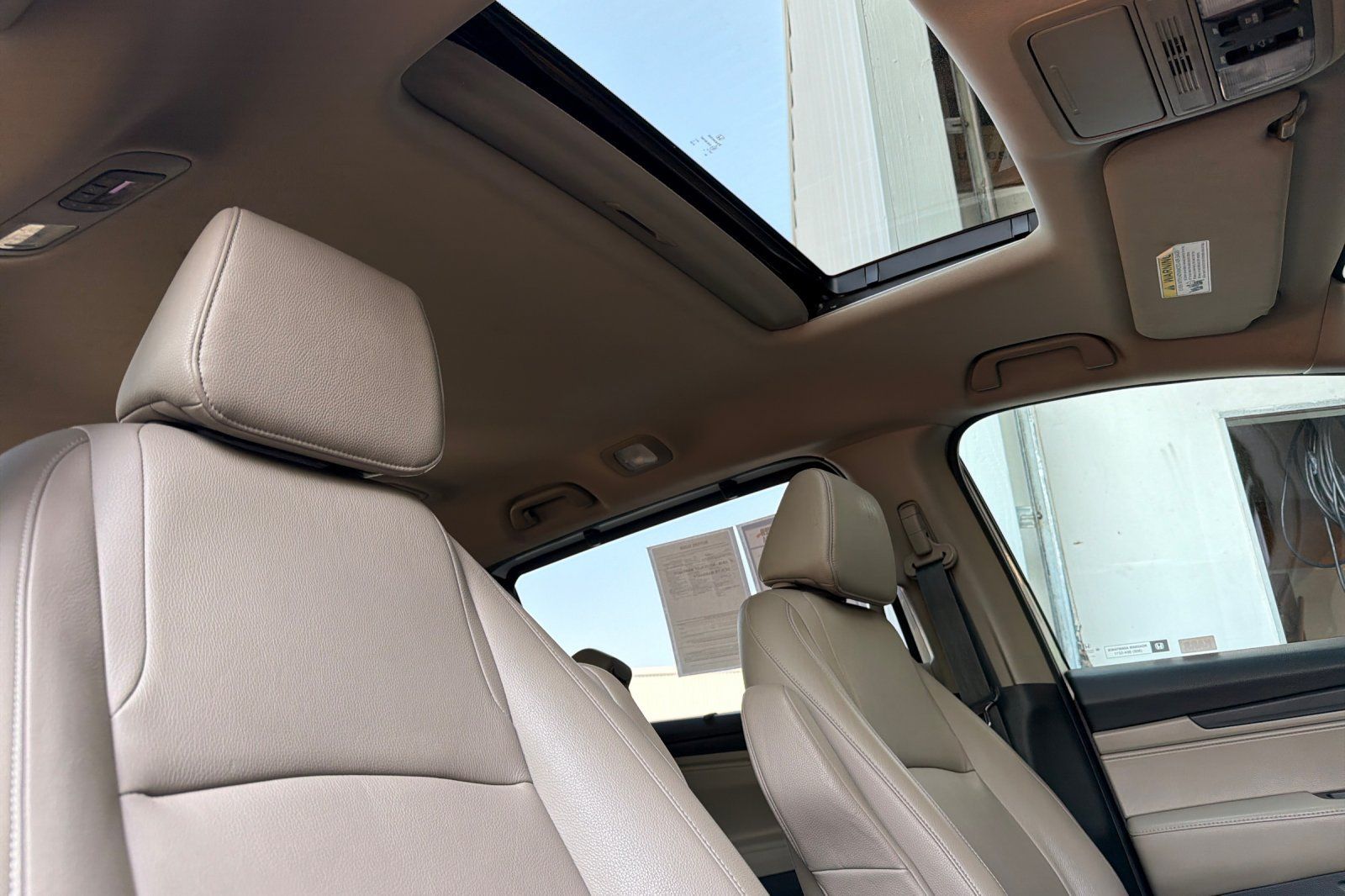 Used 2018 Honda Odyssey EX-L image 17