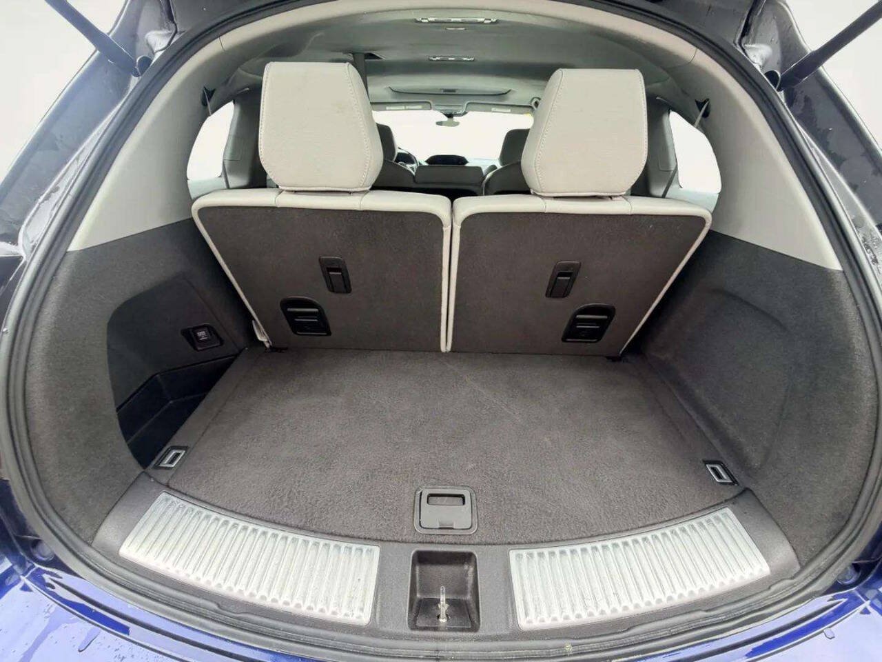 Used 2018 Acura MDX w/ Technology Package AWD/4WD image 5