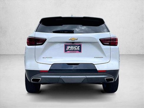 Used 2023 Chevrolet Blazer Premier image 4