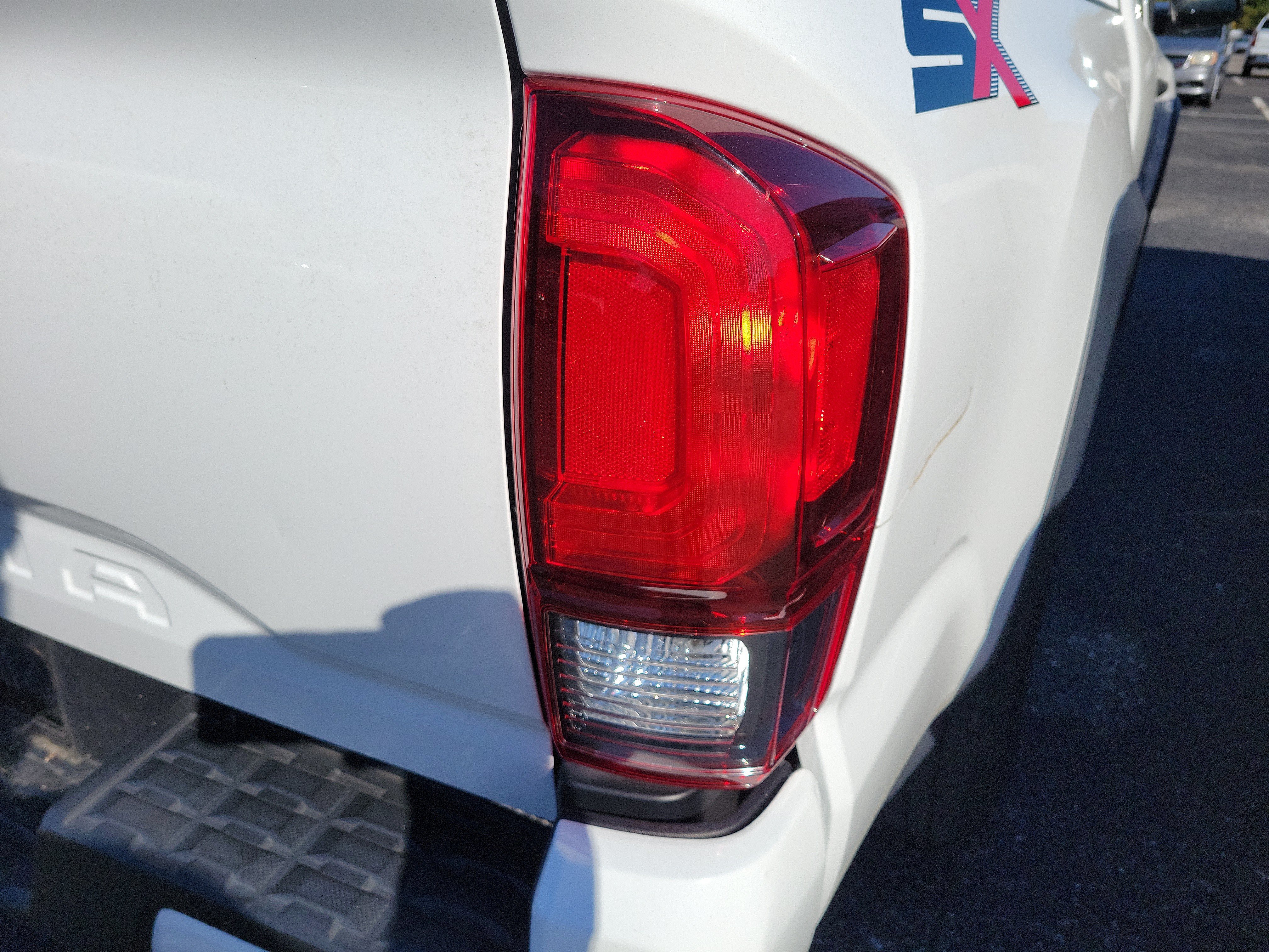 Used 2022 Toyota Tacoma SR w/ SX Package RWD image 10