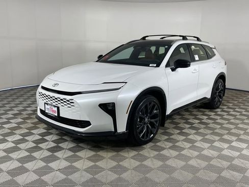 New 2026 Toyota Crown Signia w/ Advanced Technology Package image 1