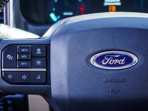 Used 2023 Ford F250 Lariat w/ Lariat Ultimate Package image 18