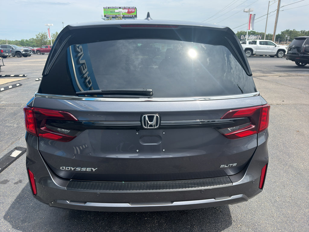 Used 2025 Honda Odyssey Elite image 4