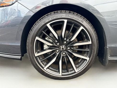Used 2024 Honda Accord Touring image 30