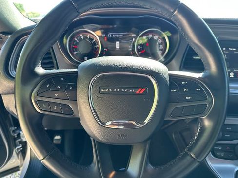 Used 2023 Dodge Challenger SXT RWD image 20