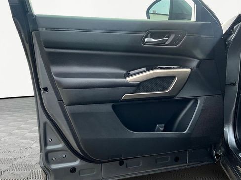 Used 2024 Nissan Pathfinder Platinum w/ Cargo Package image 23