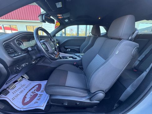Used 2021 Dodge Challenger R/T RWD image 10