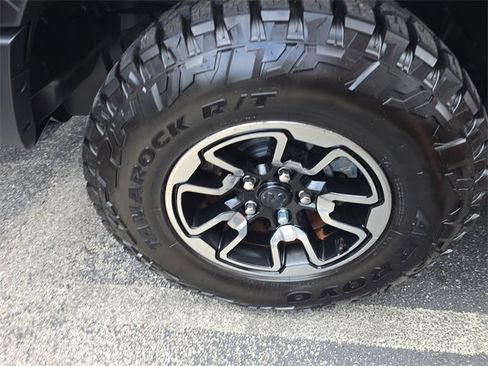 Used 2018 RAM 1500 Rebel w/ Luxury Group image 9