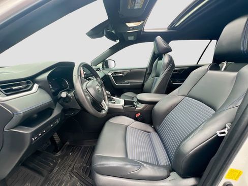 Used 2022 Toyota RAV4 XSE w/ XSE Grade Weather Package image 22