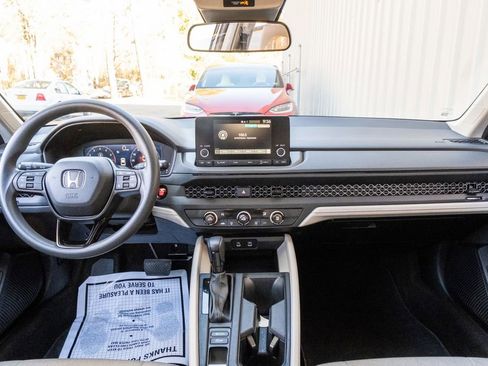 Used 2023 Honda Accord LX image 13
