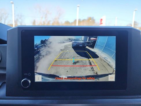 Certified 2025 Toyota Tacoma SR5 image 17