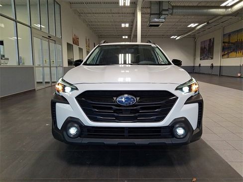 Certified 2023 Subaru Outback Onyx Edition image 2