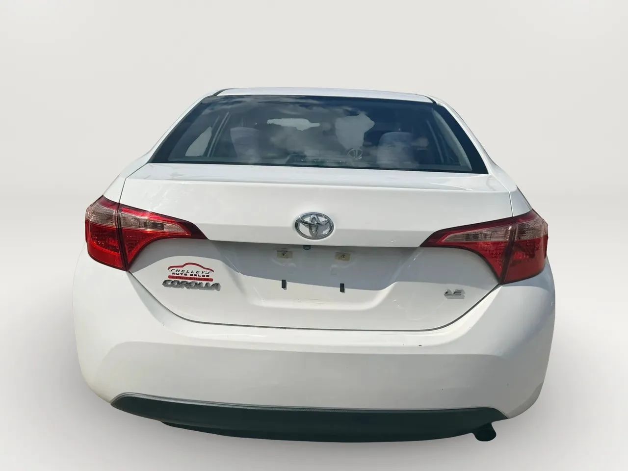 Used 2019 Toyota Corolla LE w/ Carpet Mat Package (TMS) FWD image 6