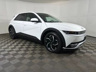 Used 2023 Hyundai Ioniq 5 SE w/ Cargo Package video 2