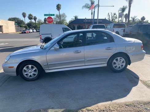 Used 2002 Hyundai Sonata FWD image 4