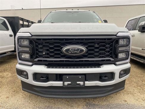 Used 2025 Ford F350 Lariat w/ Lariat Ultimate Package image 6