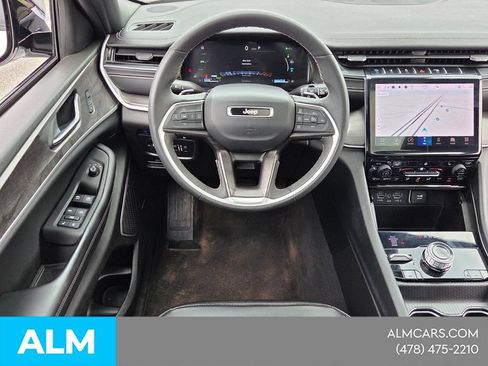 Used 2024 Jeep Grand Cherokee Limited 4xe AWD/4WD image 5