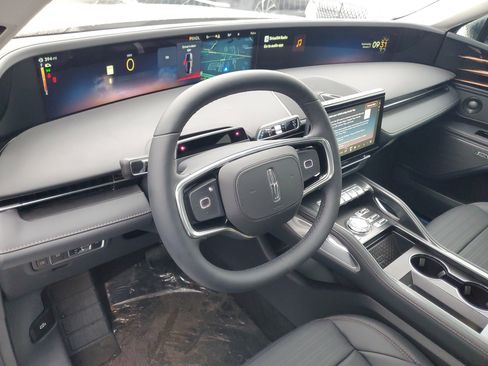 New 2026 Lincoln Nautilus Reserve image 13