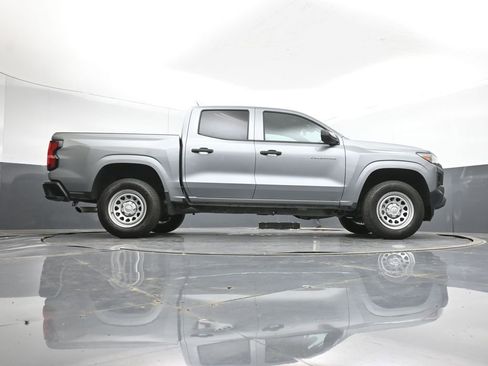 Used 2024 Chevrolet Colorado W/T image 36