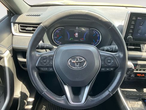 Used 2020 Toyota RAV4 XSE w/ XSE Grade Weather Package AWD/4WD image 12