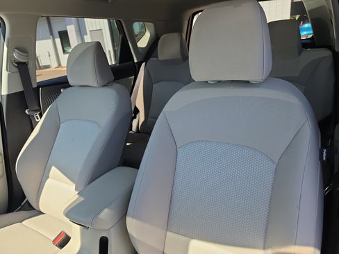 Certified 2025 Kia Soul LX FWD image 20