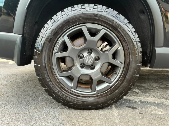 Used 2025 Honda Pilot TrailSport image 32