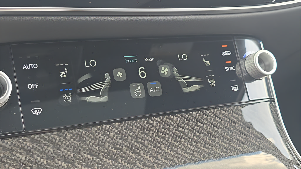 New 2026 Genesis GV70 3.5T Sport Prestige AWD/4WD image 22