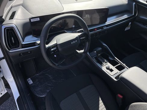 New 2026 Kia Sorento LX image 9