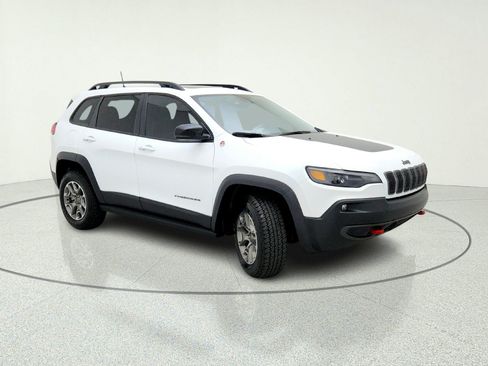 Used 2022 Jeep Cherokee Trailhawk w/ Sun, Sound & Nav Group AWD/4WD image 5
