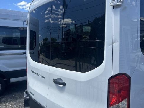 Used 2018 Ford Transit 350 XLT RWD image 3