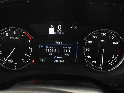Certified 2024 Cadillac XT6 Premium Luxury FWD image 23