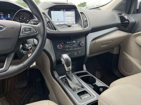 Used 2018 Ford Escape SEL FWD image 15