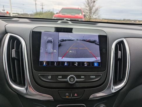 Certified 2024 Chevrolet Equinox LT image 17