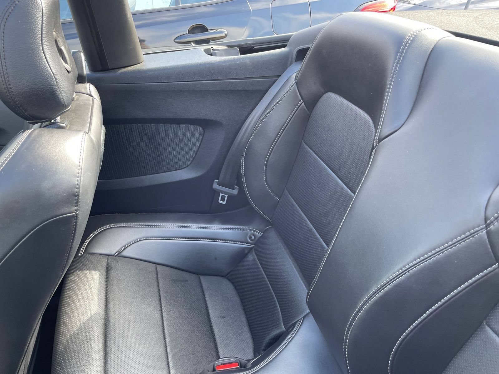 Used 2022 Ford Mustang GT Premium w/ GT Performance Package RWD image 32
