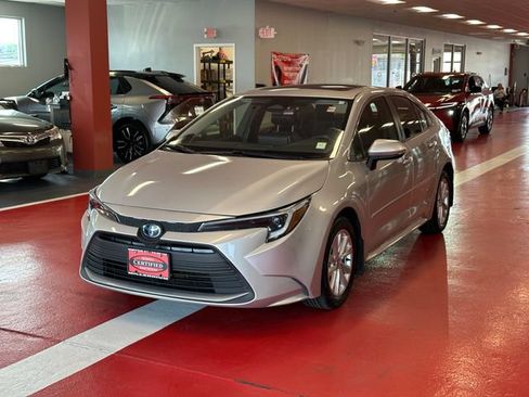 Certified 2023 Toyota Corolla XLE FWD image 7