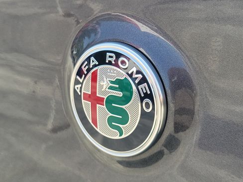 Used 2023 Alfa Romeo Stelvio Ti w/ Active Assist Plus Package AWD/4WD image 6