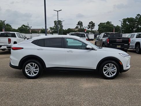 New 2026 Buick Envista Preferred w/ Convenience I Package FWD image 4