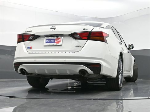 Used 2023 Nissan Altima 2.5 SL image 30
