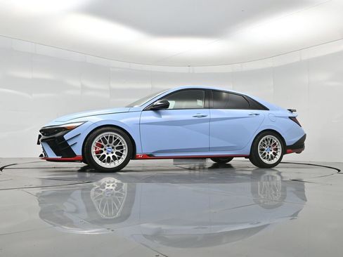 Used 2025 Hyundai Elantra N image 6