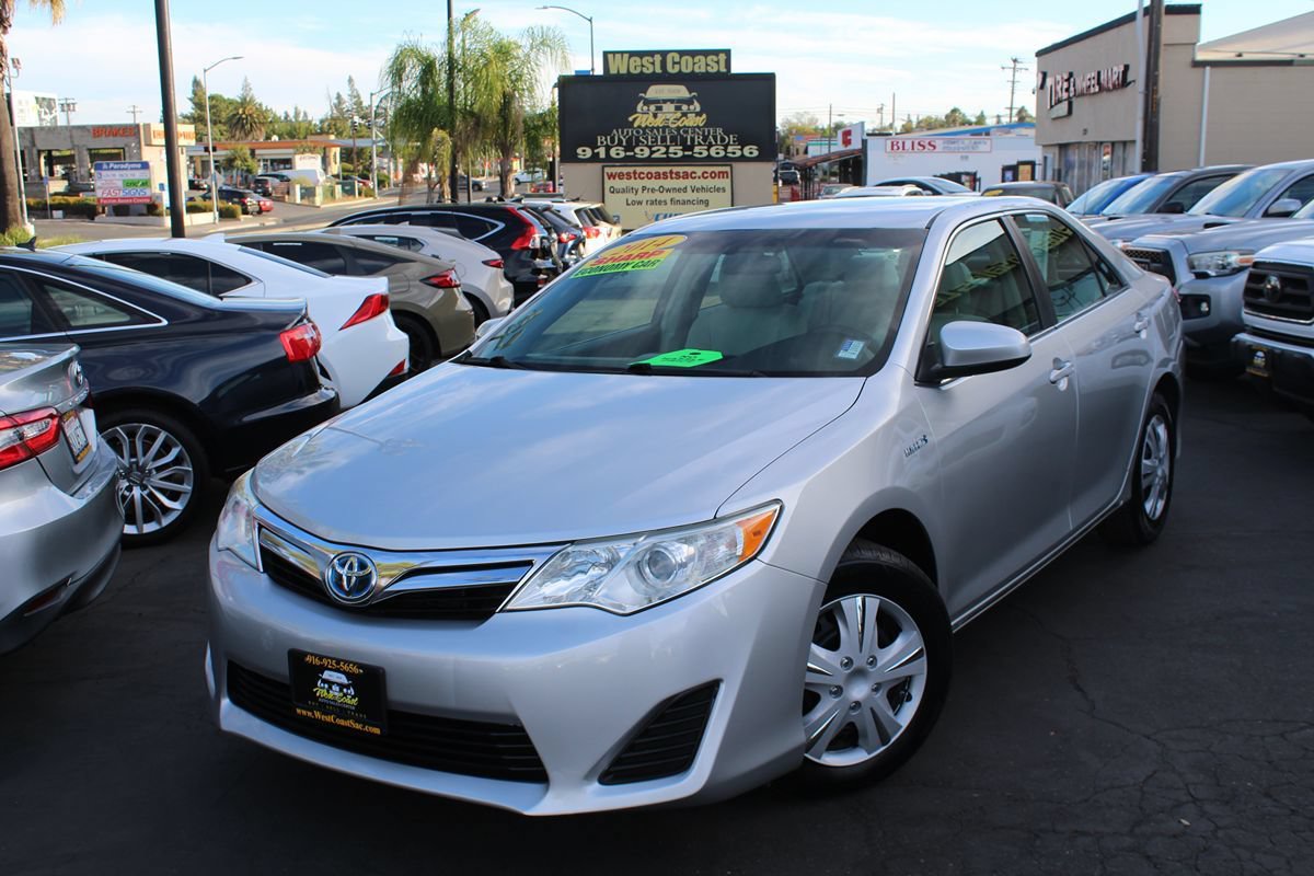 Used 2014 Toyota Camry LE FWD image 35