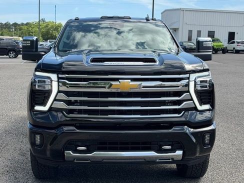 New 2026 Chevrolet Silverado 2500 High Country w/ Technology Package AWD/4WD image 2