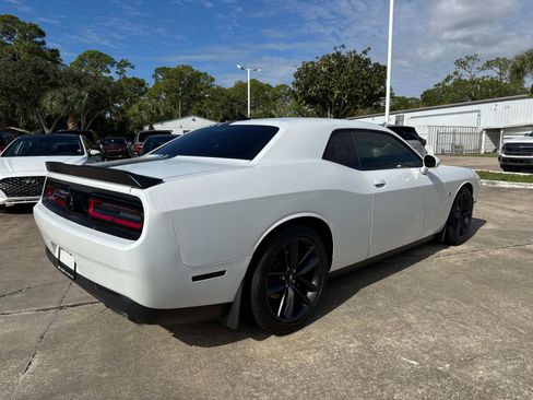 Used 2019 Dodge Challenger R/T Scat Pack w/ Shaker Package image 3