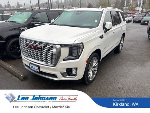 Used 2023 GMC Yukon Denali w/ Denali Reserve Package AWD/4WD image 1