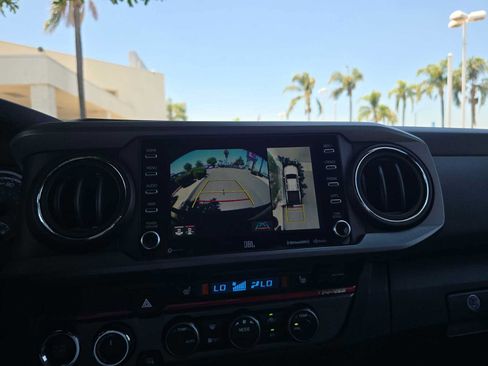 Used 2021 Toyota Tacoma TRD Pro AWD/4WD image 30