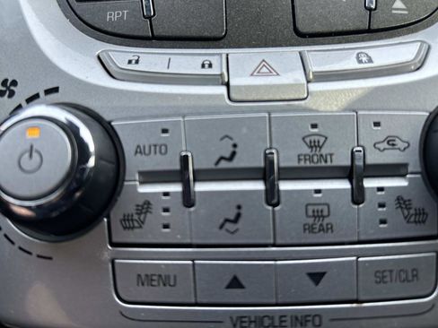 Used 2013 GMC Terrain SLE w/ Chrome and Technology Package image 27